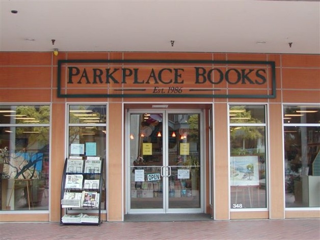 Parkplace Books in Kirkland