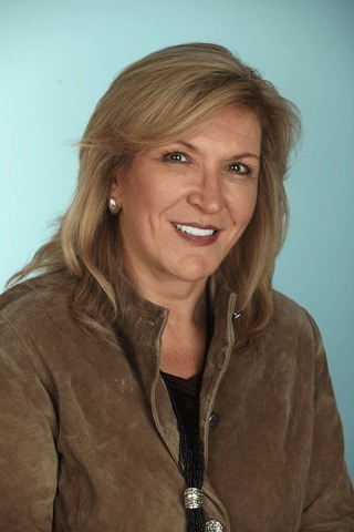 Kirkland physician Dr. Aysel Sanderson has been elected president of the Northwest Society of Plastic Surgeons.