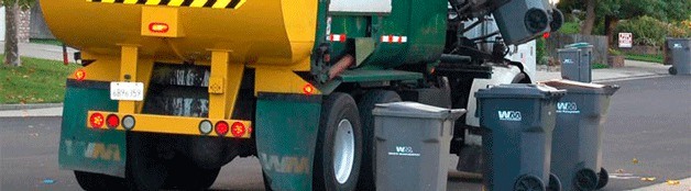 Waste Management recycling and yard waste truck drivers in King and Snohomish counties went on strike Wednesday morning following failed contract negotiations.