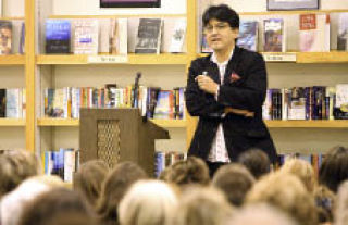 Sherman Alexie brings the house down with Parkplace book visit
