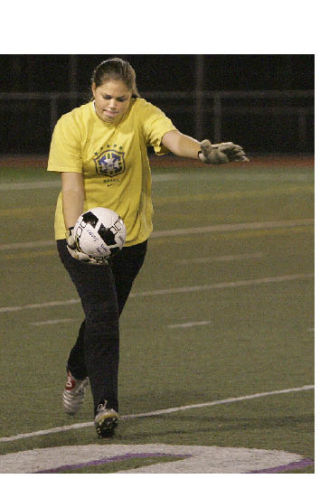 Lake Washington goalie Brianna Jackson gets ready to kick the ball down the field during first-half action of the game against Garfield High School at LWHS on Thursday