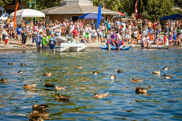 Kirkland Summerfest drew nearly 40