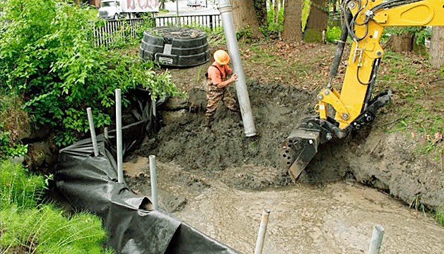 The city of Kirkland will close a section of Lake Washington Boulevard later this year to work on the Cochran Springs culverts.