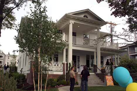 Kirkland developer CamWest refurbished the Nettleton Mansion and put it up for sale. The mansion was built by former Seattle PI Publisher Clark M. Nettleton in 1914.