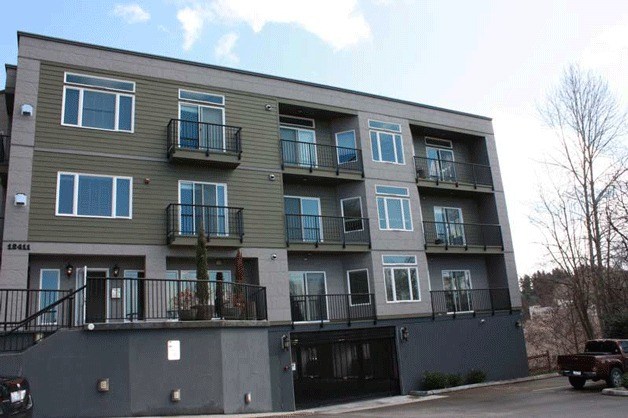 A 29-unit luxury apartment complex in Kirkland's Totem Lake neighborhood has sold for nearly $8.8 million.