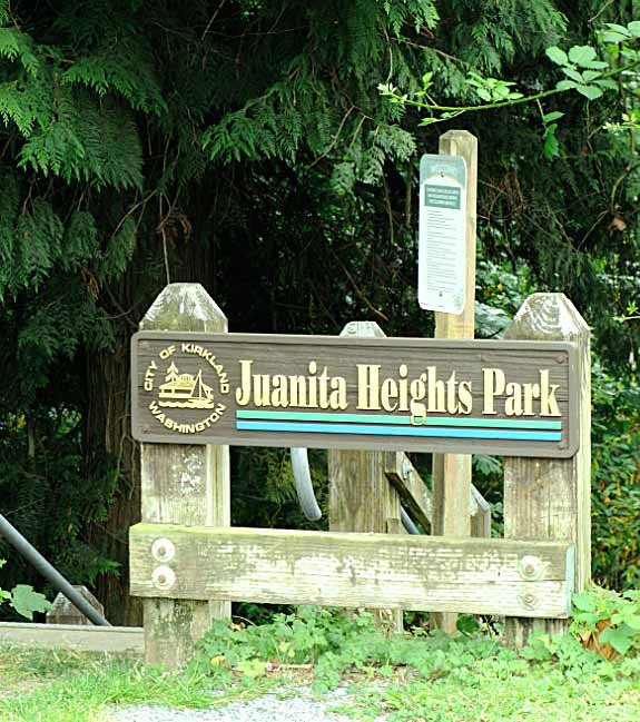 Tucked away on 89th Place Northeast is Juanita Heights Park. While it’s easy to miss due to its diminutive size and unlikely location