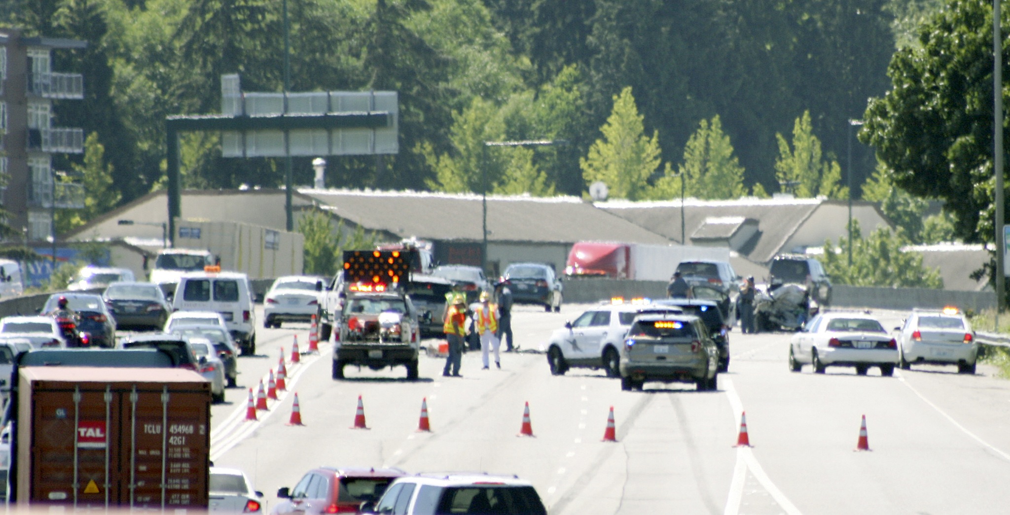 A major injury accident blocked southbond I-405 in Kirkland for two hours on Monday morning. AARON KUNKLER/Kirkland Reporter