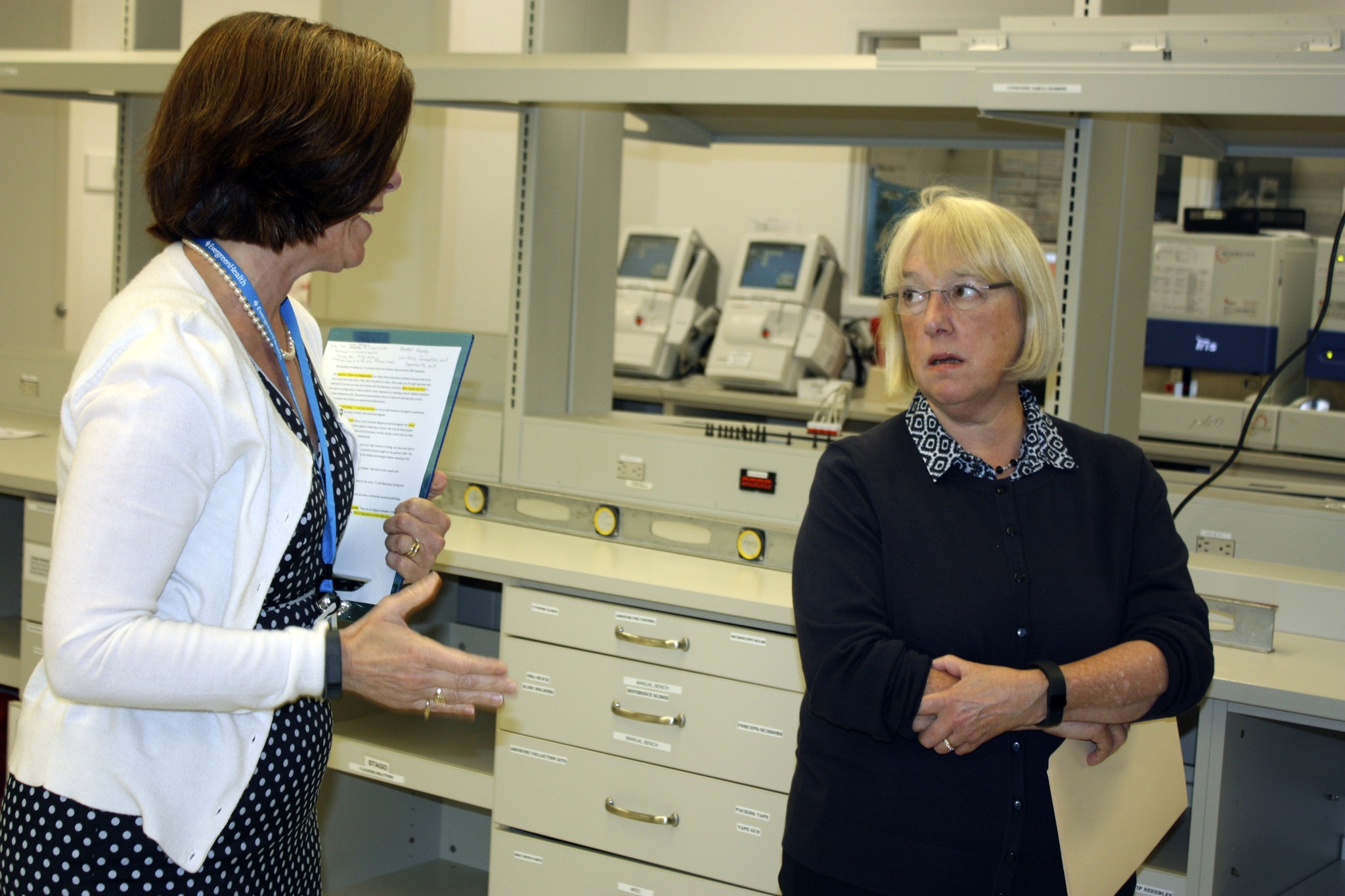 Sen. Patty Murray talks with Mary Munchak