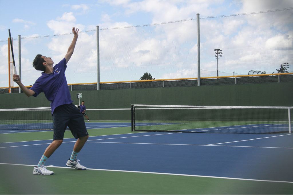 Large group of sophomores to lead Lake Washington boys tennis onto new