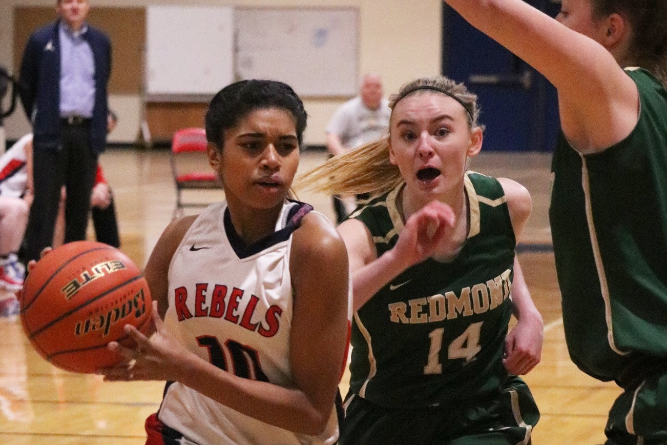 Juanita rides hot start to win over Redmond; Lake Washington falls to Liberty