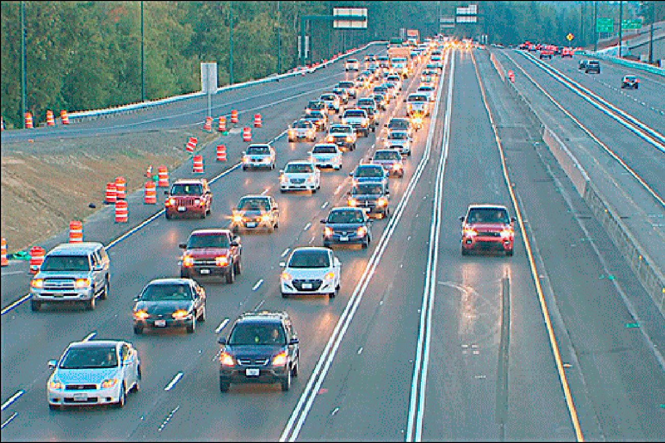 Leaders of the state House and Senate transportation committees say they won’t move any bills to end tolling between Bellevue and Lynnwood on I-405 this session. Reporter file photo