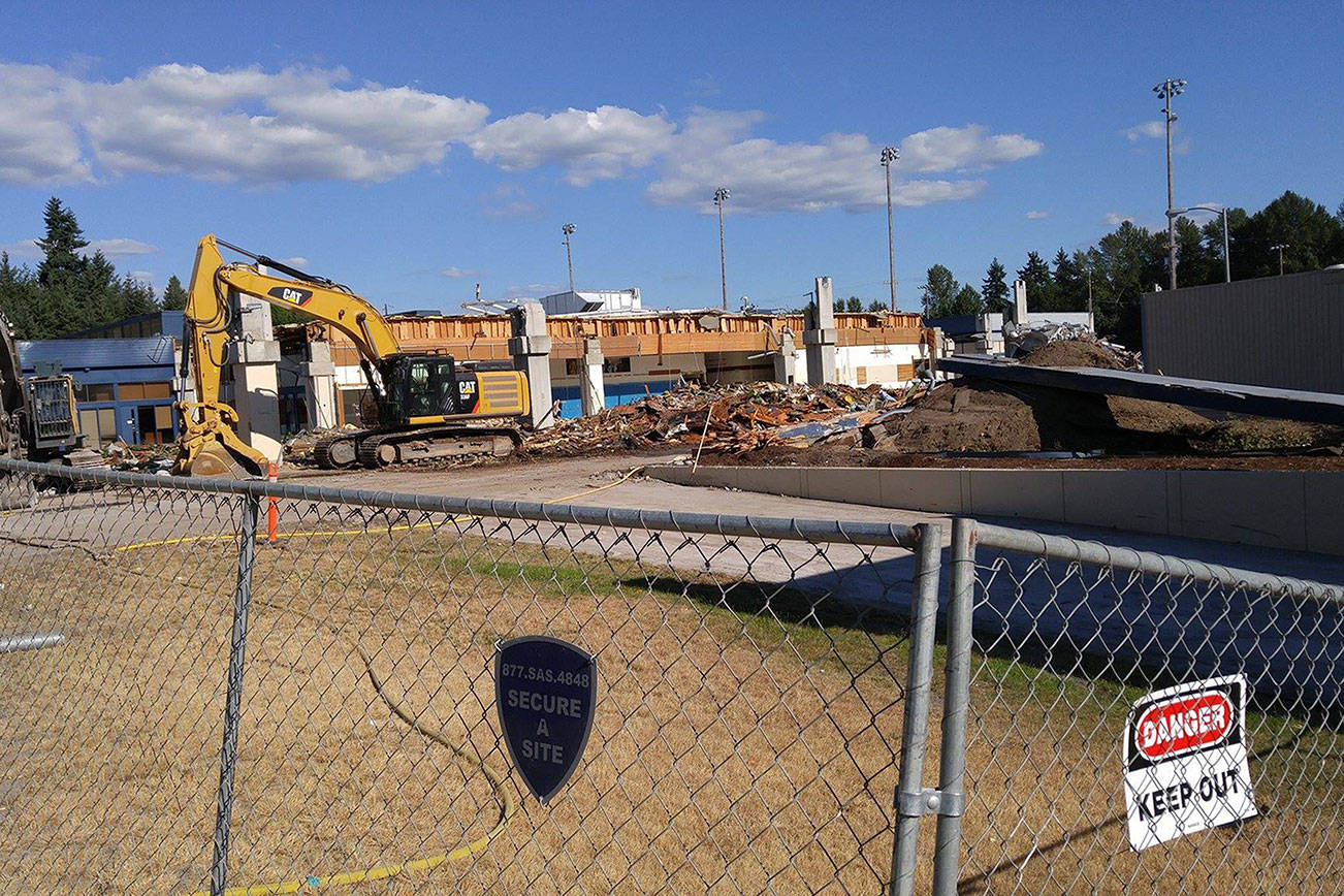 Construction on Juanita High School begins