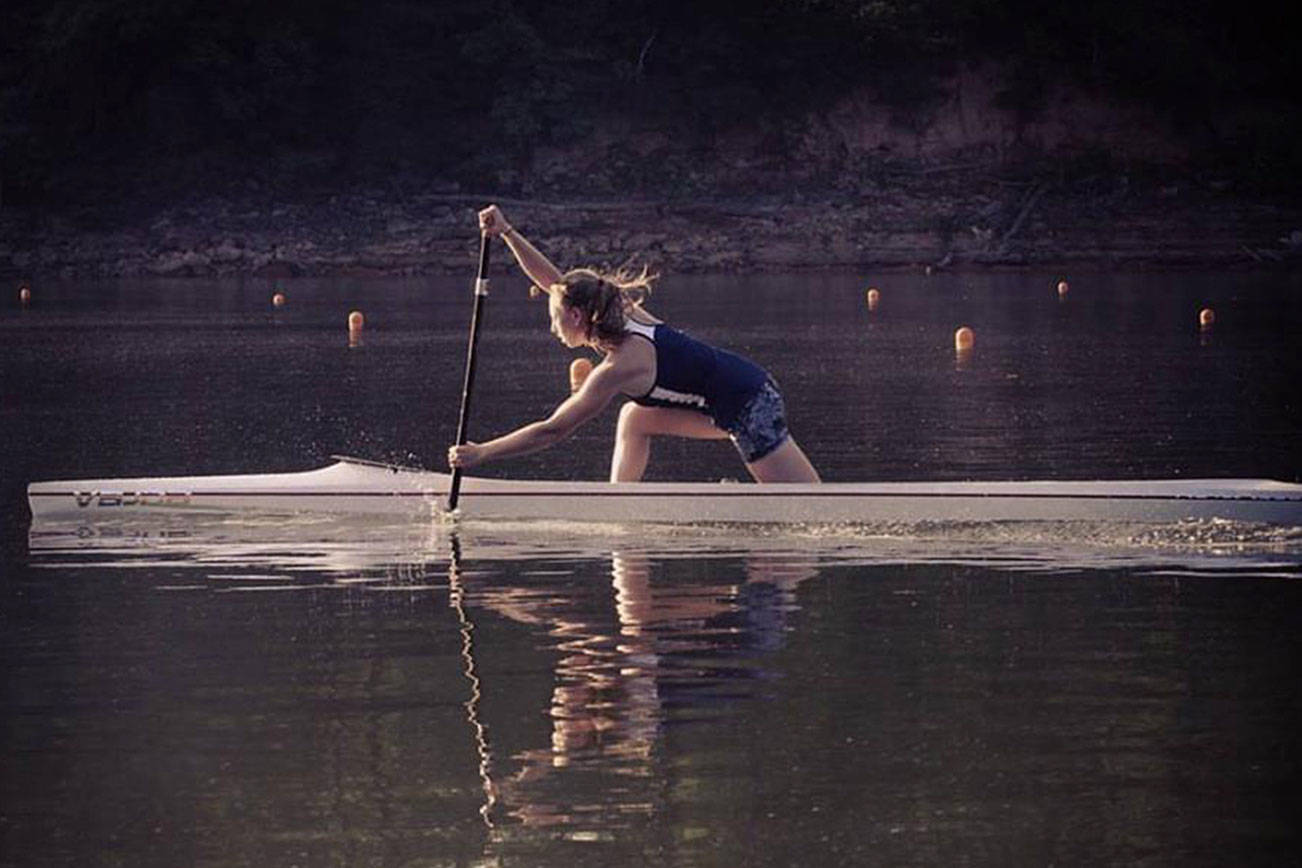 Ghizila powers her way to junior sprint world canoe championships