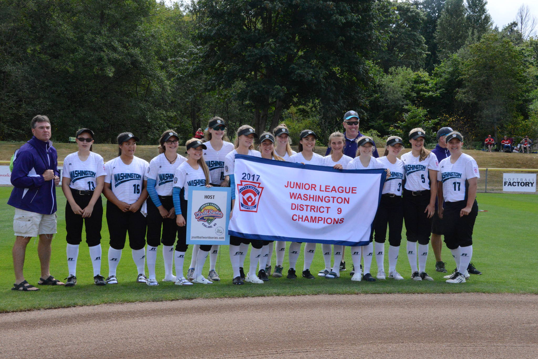 The Kirkland American/Kirkland National softball squad at Sunday’s opening ceremony. Andy Nystrom/Kirkland Reporter