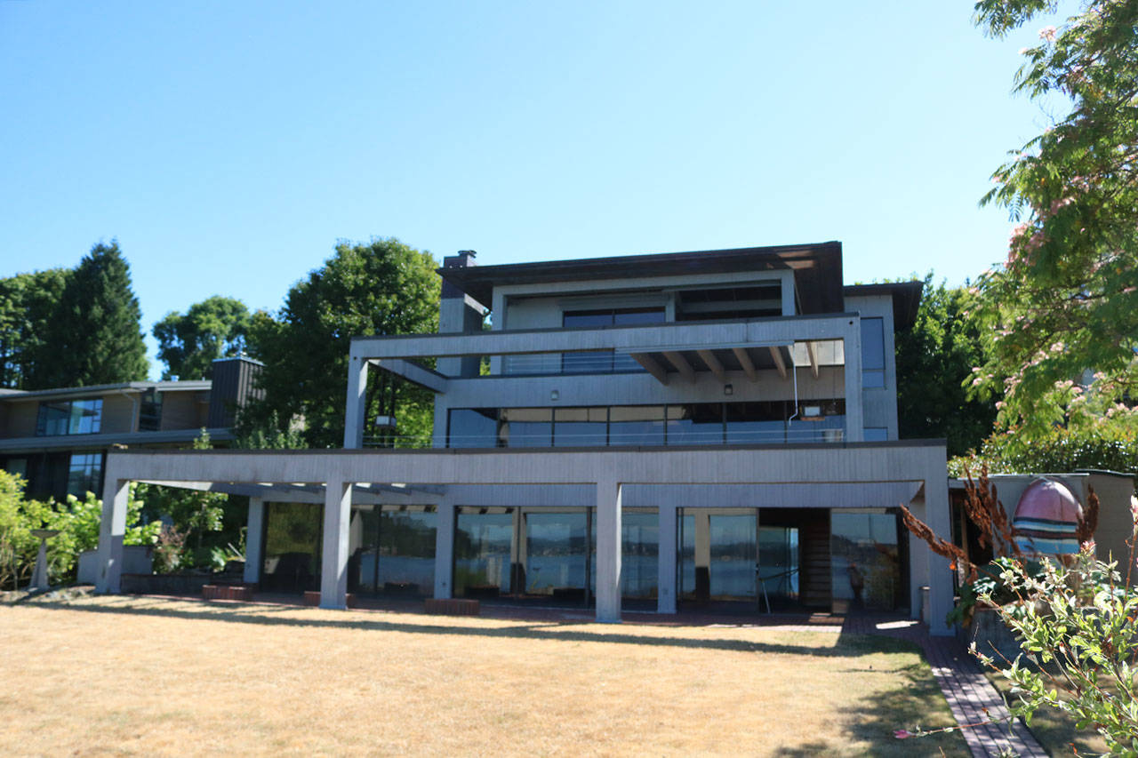 This Kirkland waterfront home in the 1600 block of 10th Street West will be sailing to Canada later this month. Megan Campbell, Kirkland Reporter