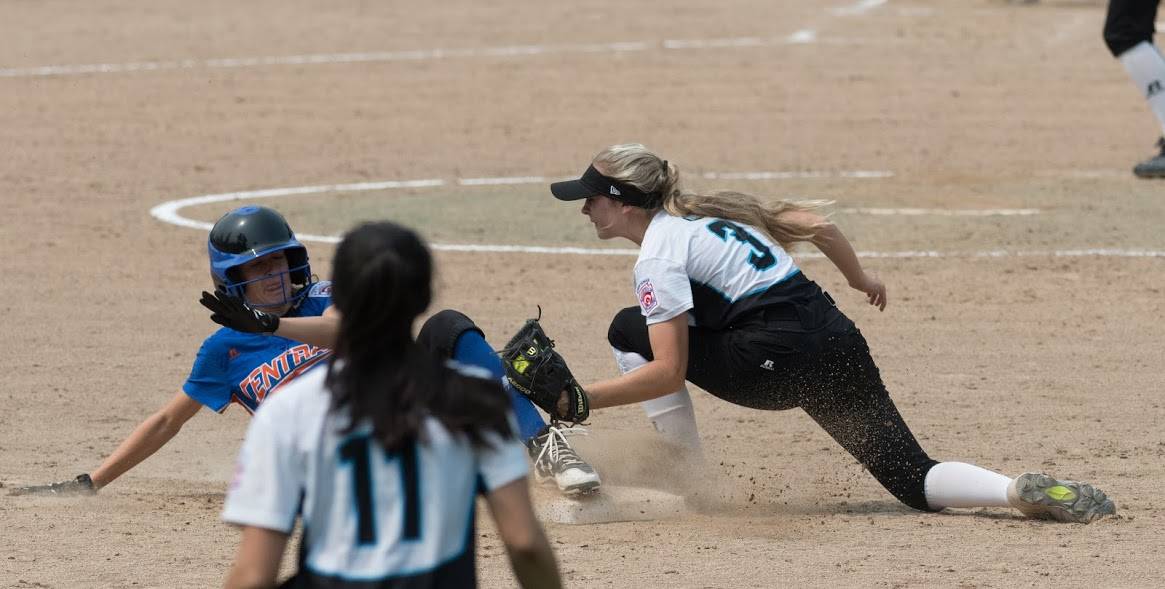 Kirkland shortstop Claire Towey tags a Central runner out at second during Saturday’s final. Courtesy of Eric Chen