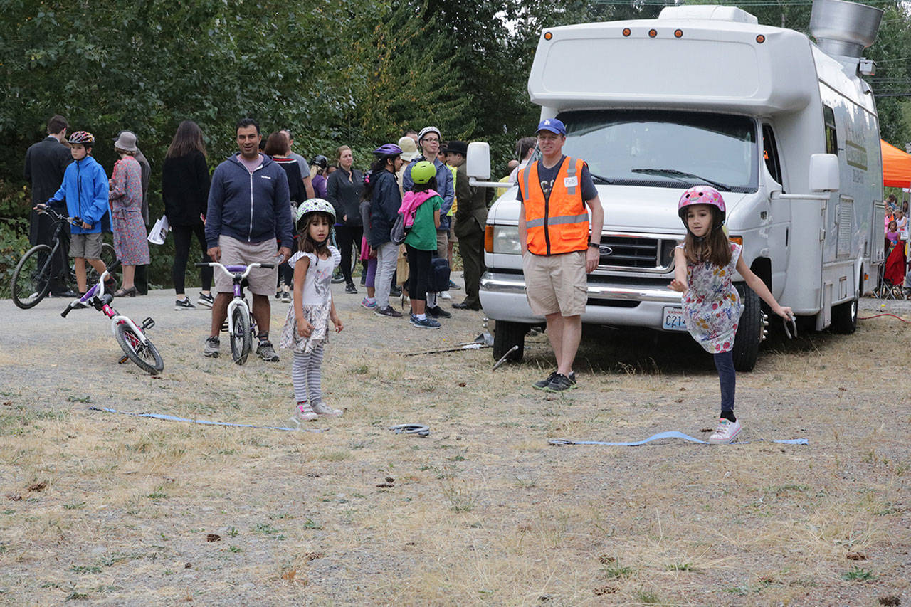 City-wide block party ‘Crossing Kirkland’ sees more than 1,000 attendees