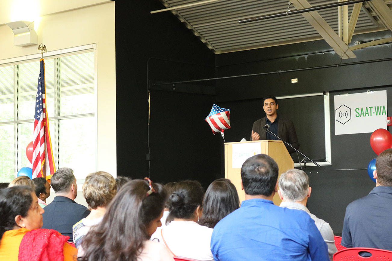 SAATWA Board President Aseem Chipalkatti gives an opening speech to those who were in attendance Sunday afternoon. Hanson Lee/staff photo.