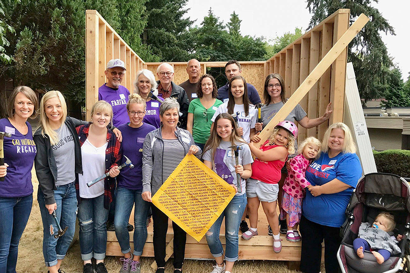 Kirkland church groups build tiny houses for the homeless