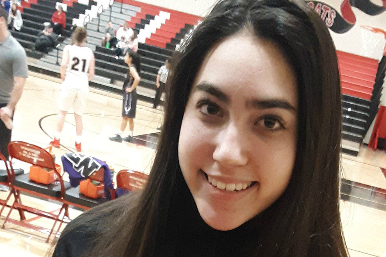 Liesse helps lead LW to hot hoops start