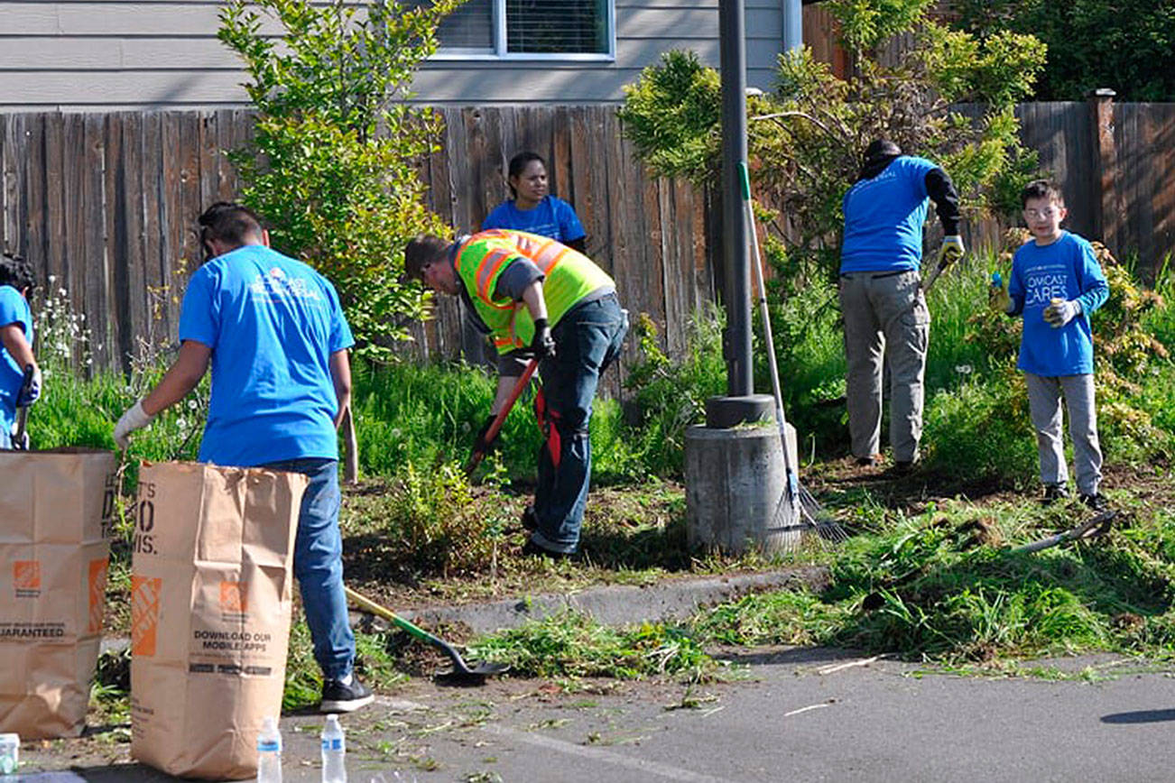 Comcast Cares Day comes to Friends of Youth in Kirkland