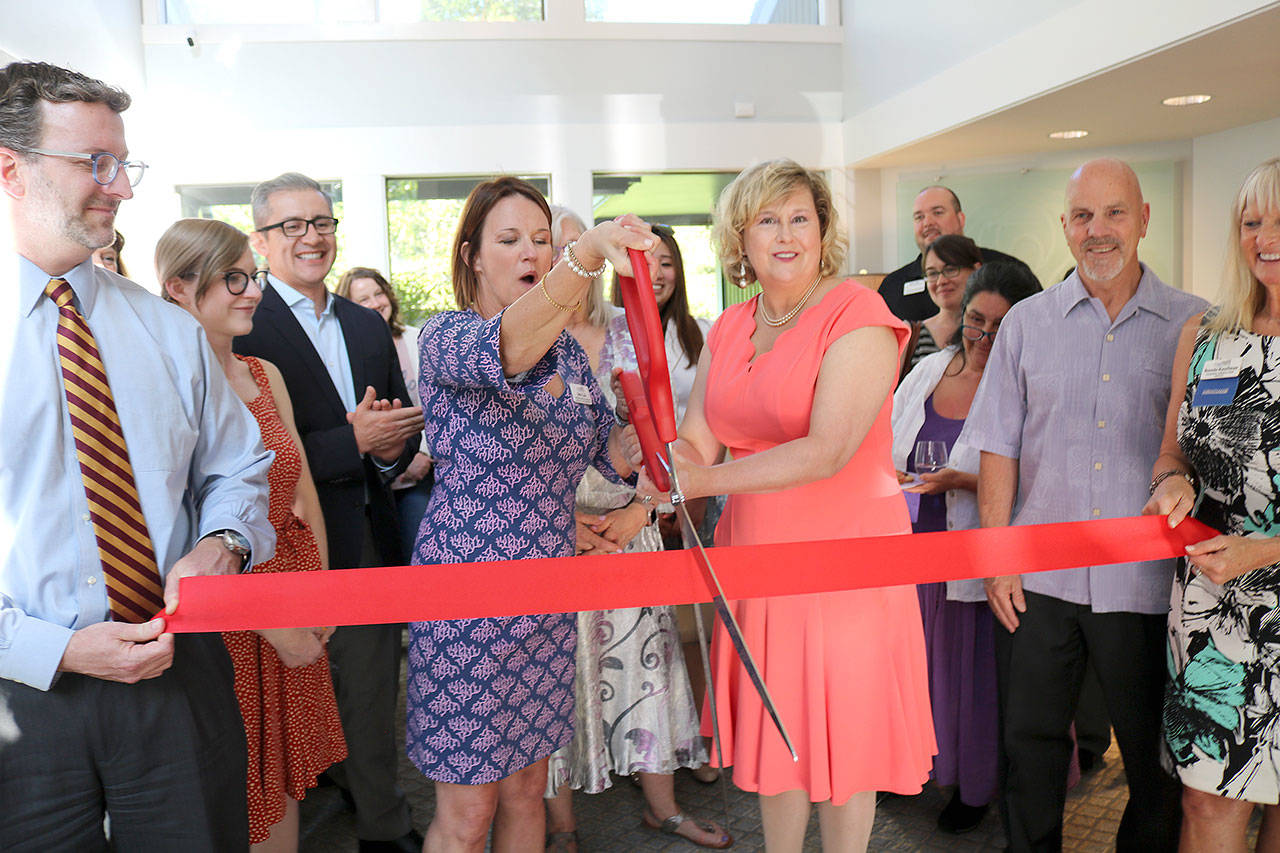 Greater Kirkland Chamber of Commerce welcomed Empowered Pregnancy, PLLC to the community with a Ribbon Cutting Ceremony on May 9. Stephanie Quiroz/staff photo