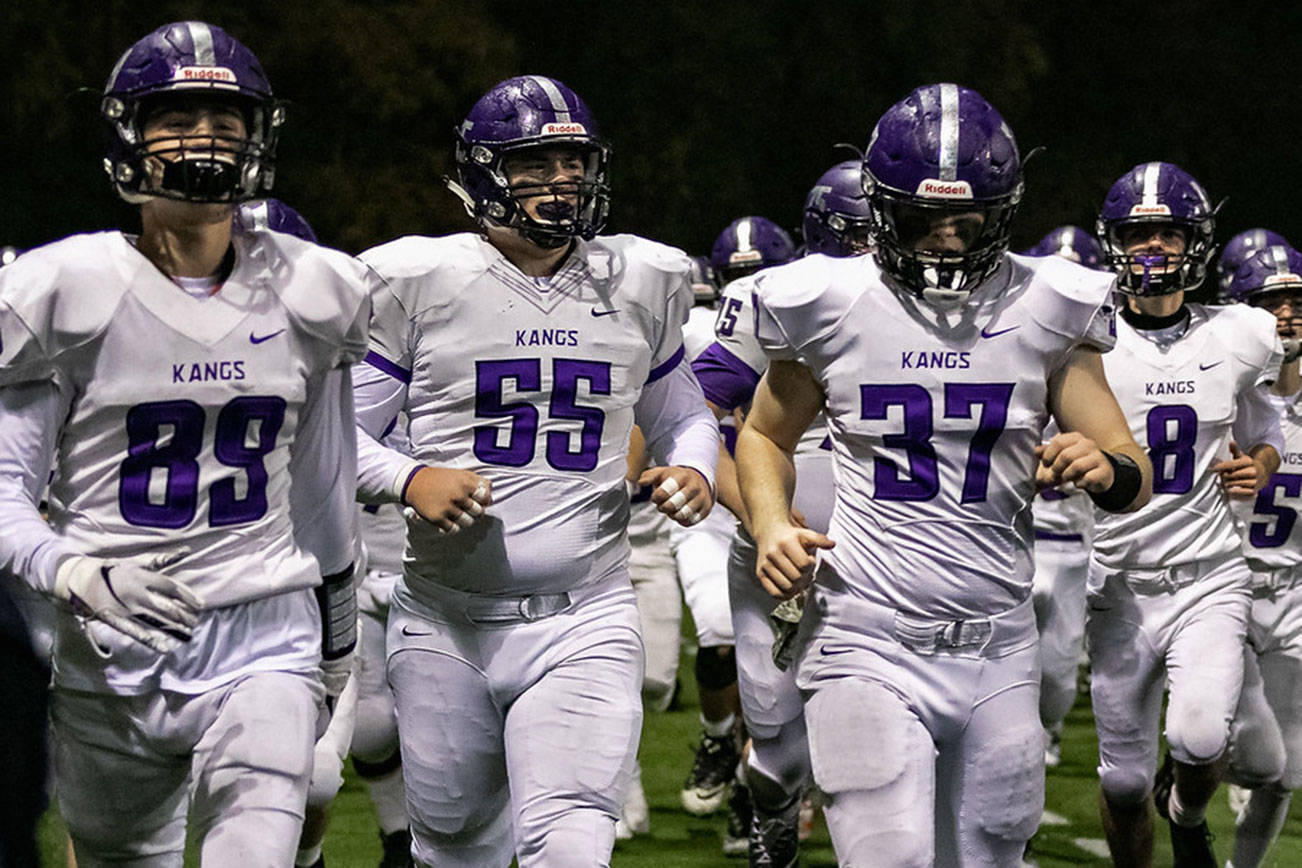 LW, Juanita football players receive all-league honors