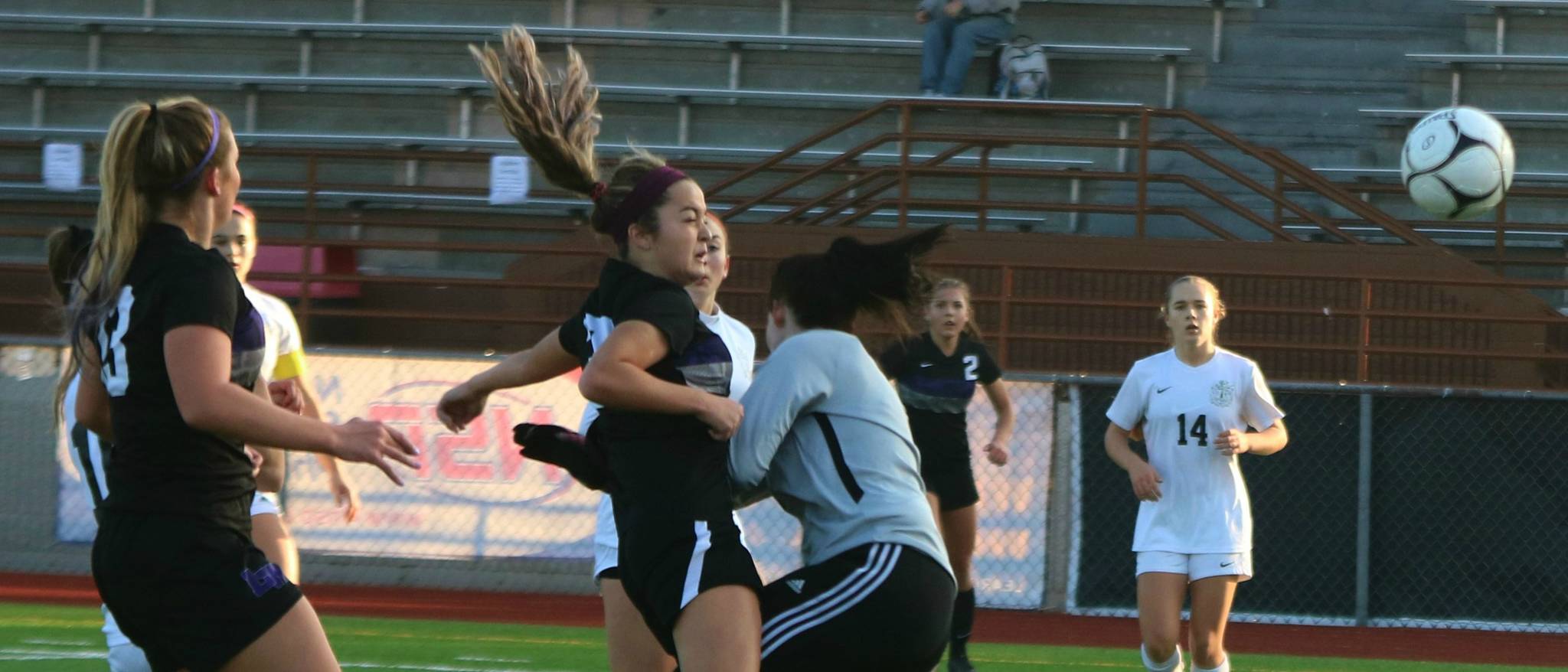 Lake Washington kicks into state title match