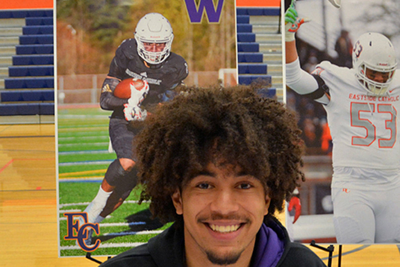 Adams II signs on to play football at the University of Washington