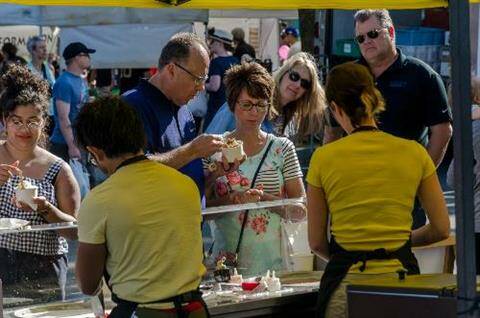 An ice cream vendor at Juanita Friday Market. Courtesy of the city of Kirkland.