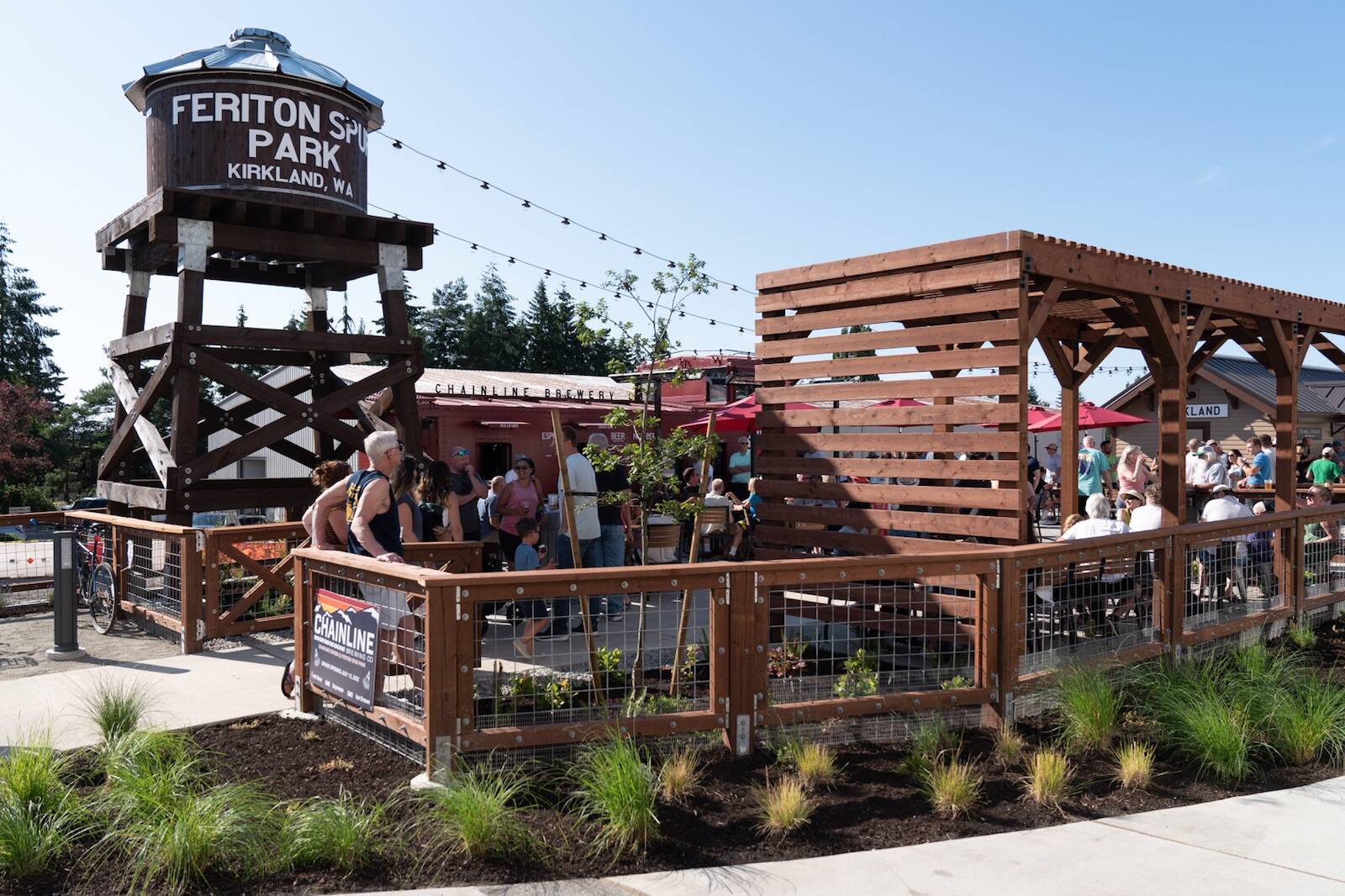 Chainline Brewing’s outpost at Feriton Spur Park (Photo credit: Mike Nakamura Photography LLC)