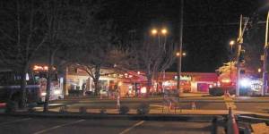 Kirkland and Bellevue firefighters extinguished a small blaze that broke out at Nail Club salon early on Easter Sunday.