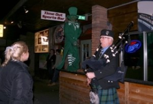 Bagpiper Neil Hubbard and Mark Schuster