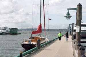 Kirkland is the only city on Lake Washington to have its marina within walking distance of downtown.