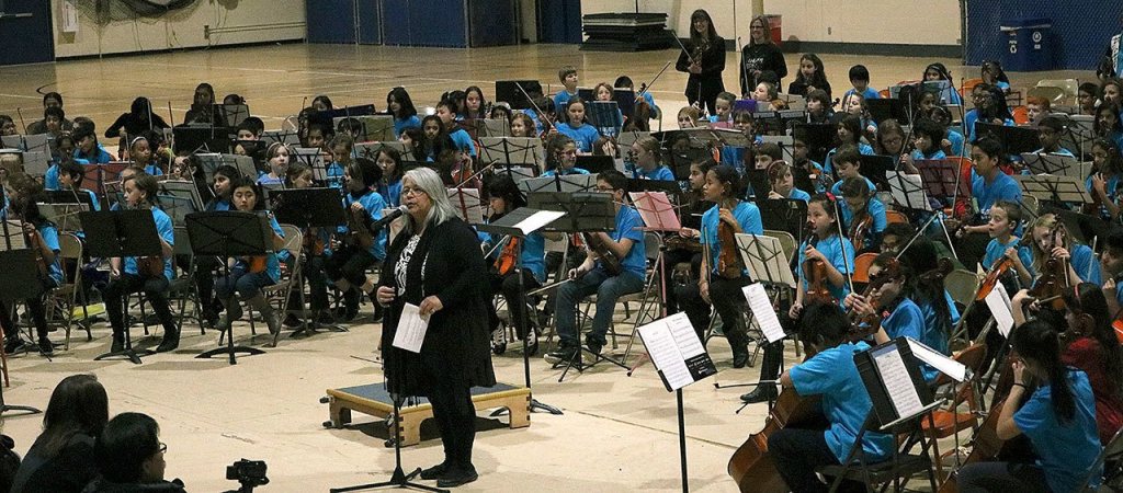 iHeart Strings concert fills the Juanita field house in Kirkland with music | Photos