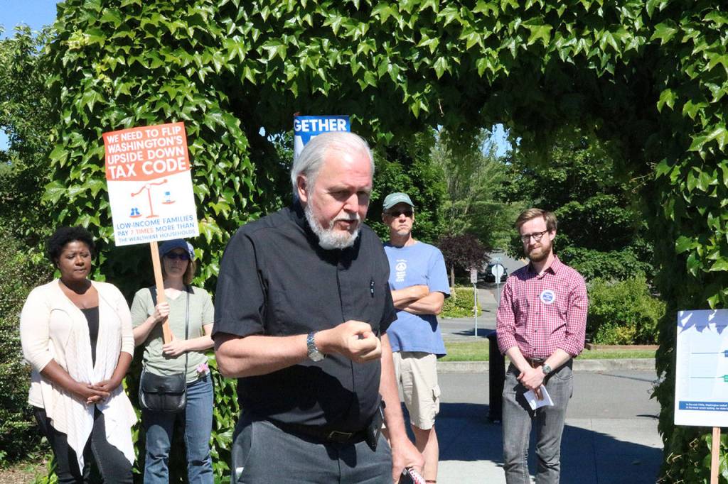 Heritage Park rally urges state lawmakers to pass budget