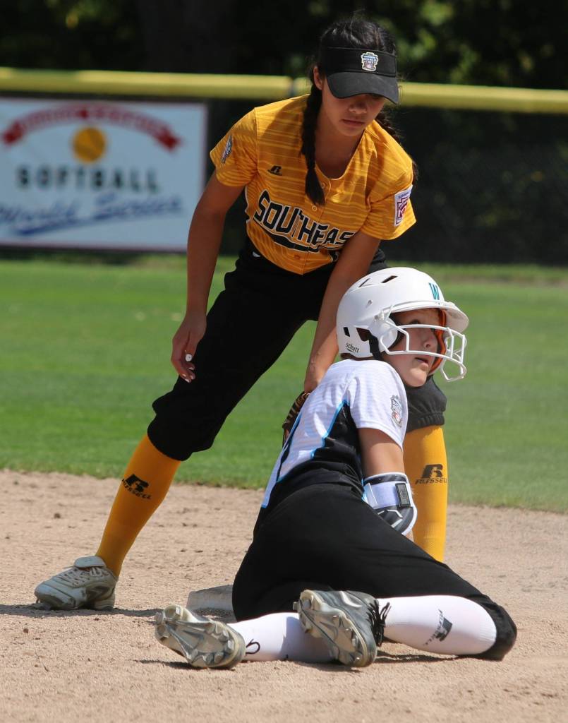 Kirkland drops a pair of games on Tuesday at Junior League Softball World Series