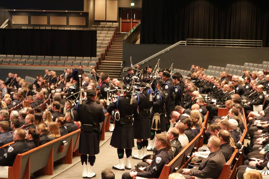 A pipe and drum corps performs &ldquo;Amazing Grace&rdquo; at the memorial service. Samantha Pak, Kirkland Reporter