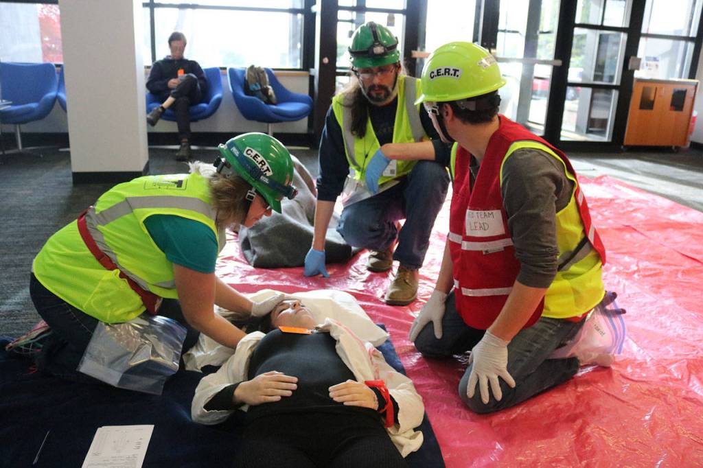 Kirkland CERTs practice for the big one