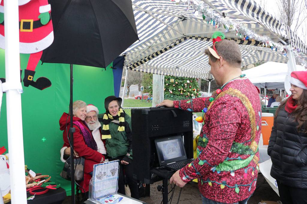 Photos with Santa were one of the activities at Winterfest 2017. Samantha Pak, Kirkland Reporter
