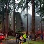 Firefighters extinguish Redmond apartment blaze