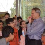 Overlake Medical Centers Dr. Todd Freudenberger speaks to students during the Environmental and Adventure Schools Healthy Choices Fair. Courtesy of Overlake Medical Center