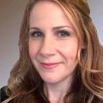 Local author connects women, mothers through humor