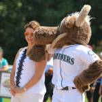 Kirkland Mayor Amy Walen visits with the Mariner Moose. Andy Nystrom / staff photo