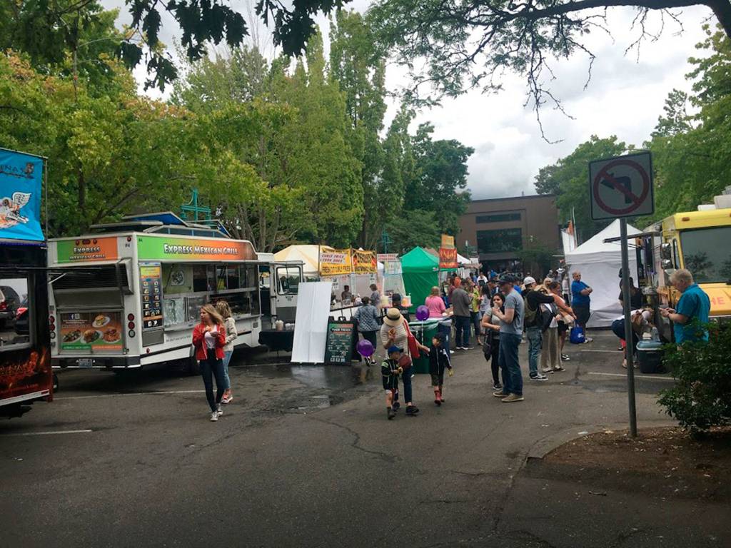 Kirkland Summerfest featured a variety of food vendors. Katie Metzger/staff photo