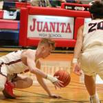 Juanita battles Bellevue in hoops action