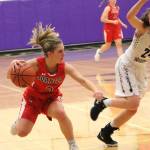 Juanitas Kayla Huff gets the offense moving. Andy Nystrom / staff photo