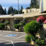 Residents enjoy a positive and uplifting atmosphere, supporting quality of life.