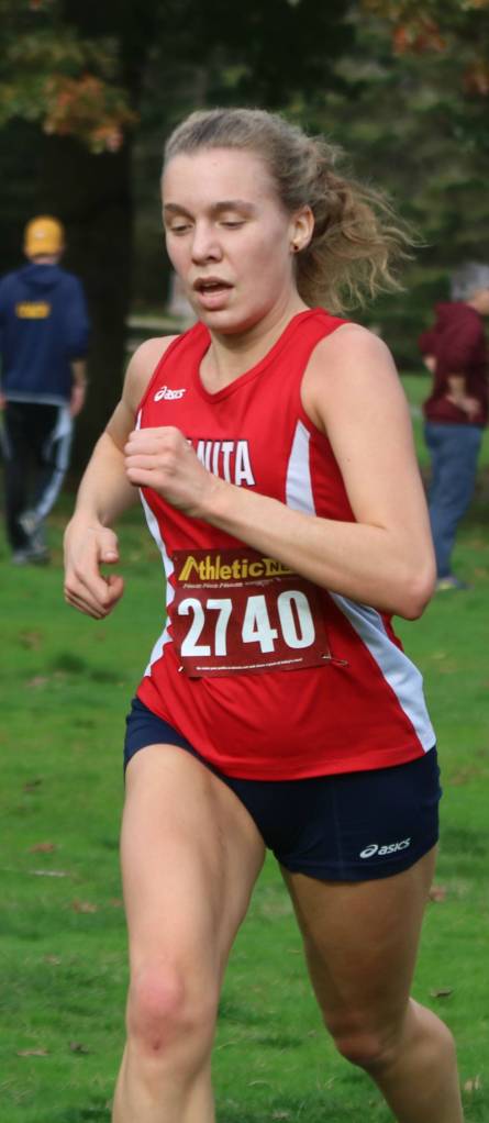 Juanitas Felicity Strzelec finishes in third place at KingCo. Andy Nystrom/ staff photo