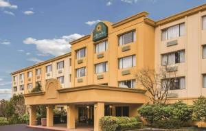 La Quinta Inn located at 10530 Northup Way. Courtesy of Google.